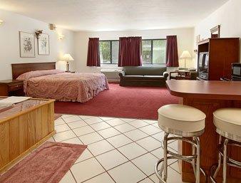 Zellar'S Village Inn Newberry Bagian luar foto